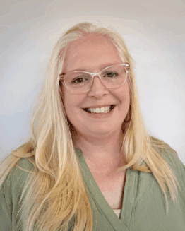 Heasdshot of Carrie Chiaro